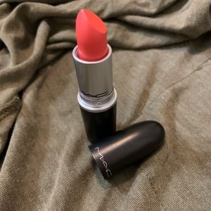 Mac lipstick Costa Chic